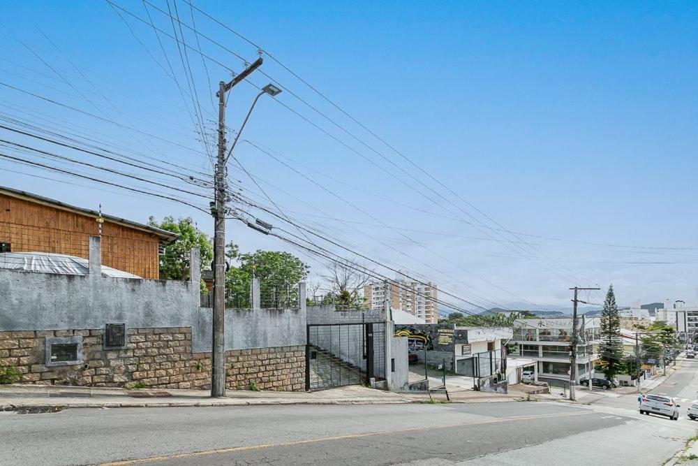 Casa Proximo Ao Centro Com Vista O Mar. Florianópolis